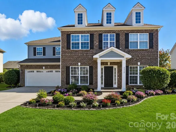 1015 Loudoun Rd, Indian Trail, NC 28079