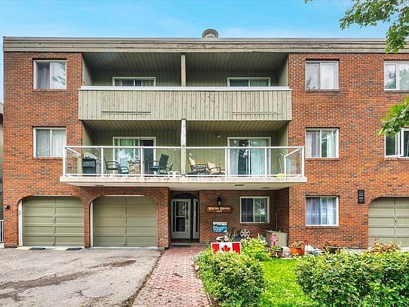 3rd image of 1814 18th St SW #302