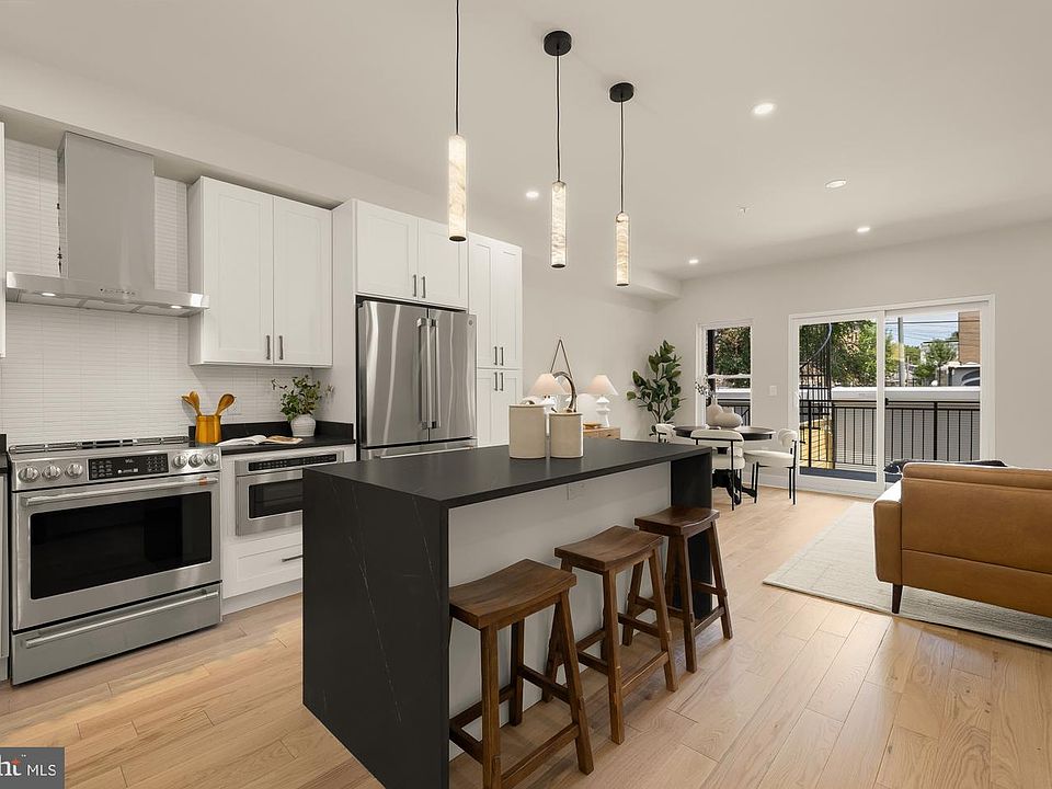 1st image of 1128 Morse St NE #1