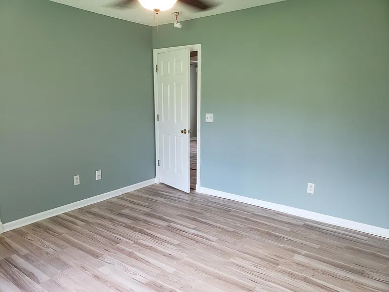 Spacious master Bedroom