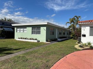 1635 Dewey St, Hollywood, FL 33020