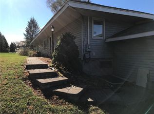 4283 Nine Mile Point Rd, Fairport, NY 14450