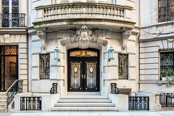Sold by Modlin Group | media 2