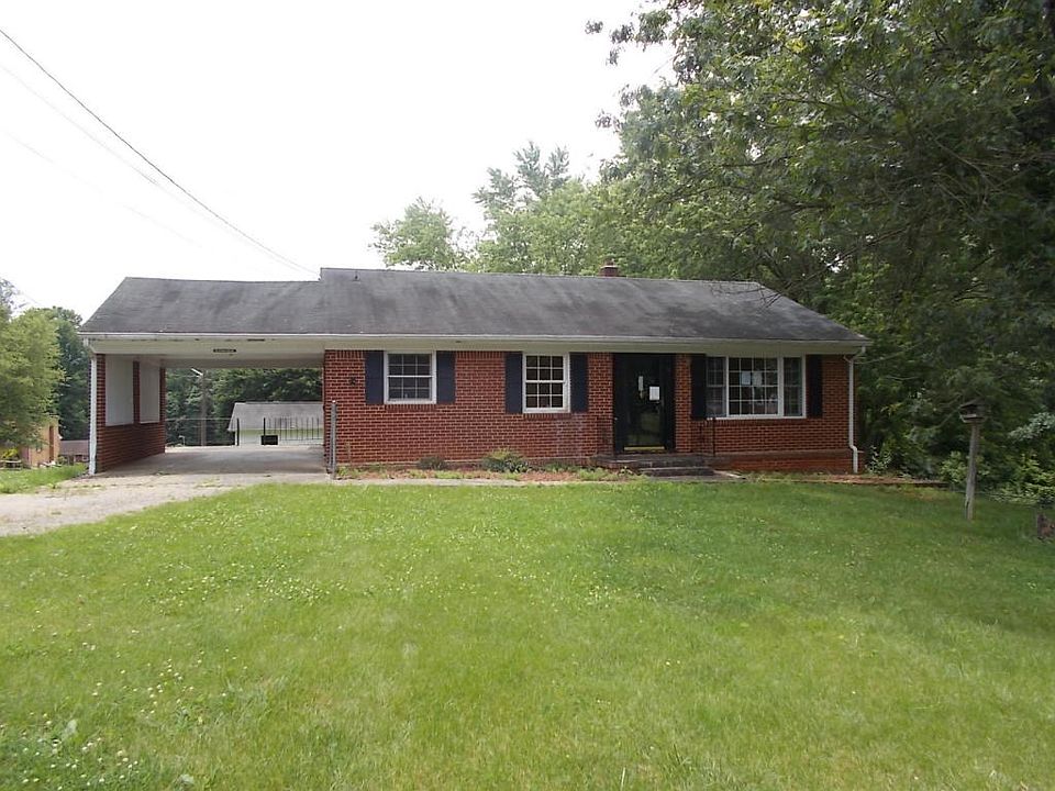 1st image of 90 Woodland Dr