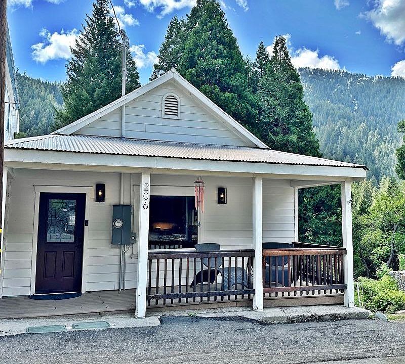 206 Main St, Sierra City, CA 96125 Zillow