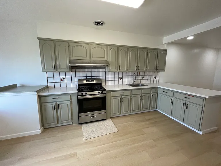 542 Vienna St #A — Photo 8