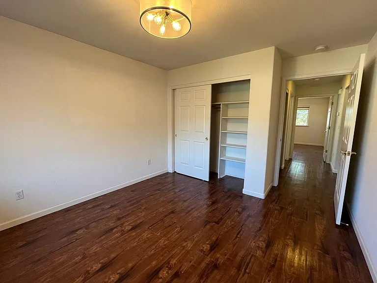 1780 Mahogany Cir — Photo 6