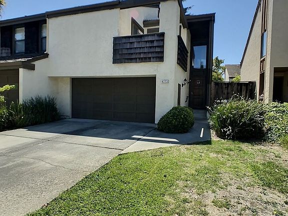 3rd image of 4773 La Cresta Way