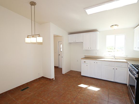 3rd image of 4401 S Bantry Ln