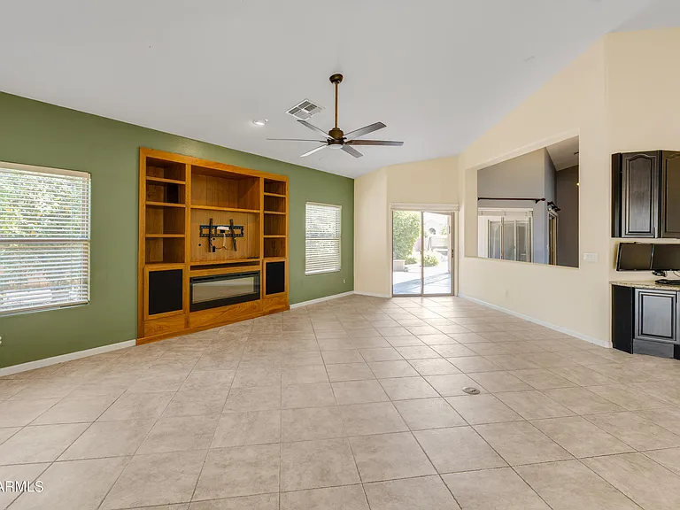 4335 E Fox Cir — Photo 28