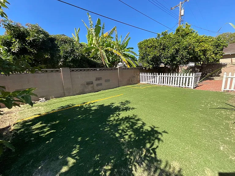 2539 E Seville Ave — Photo 27