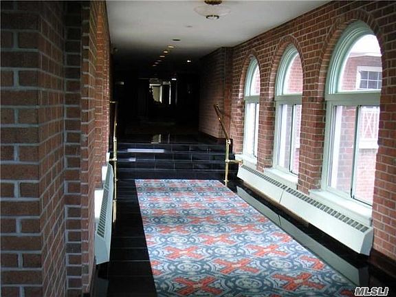 3rd image of 300 Edwards St APT 2EW