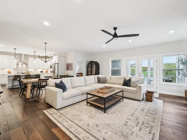 5050 Green Vista Xing, Powell, OH 43065