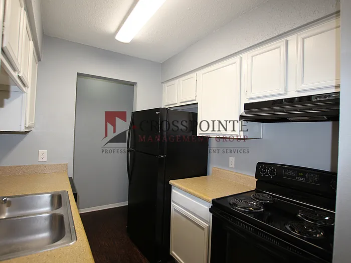 420 W Heritage Dr #211 — Photo 28