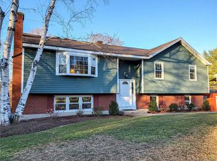 47 Carriage Rd, Bristol, CT 06010