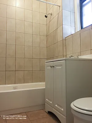 Rented by Alexiou Realty | media 15