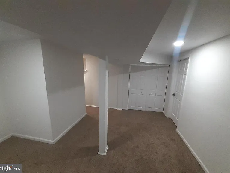 10 Prestwick Sq — Photo 7