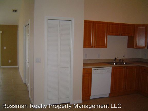 2nd image of 738 Harry Ave S