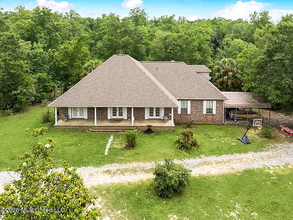 3rd image of 825 Liberty Rd