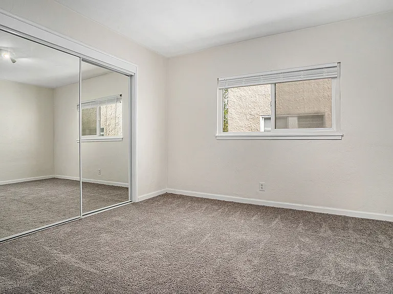 650 Alcatraz Ave #G — Photo 6