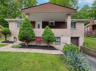 115 7th Street Ext, Trafford, PA 15085