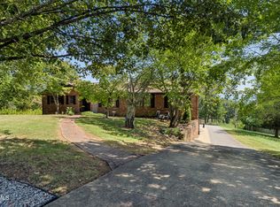924 Starling Dr, Kingsport, TN 37660