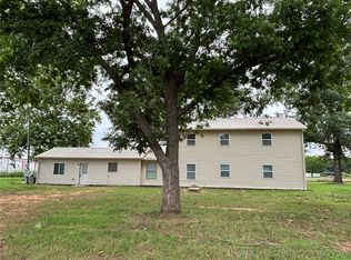 34 S Mount Calvary Rd, Hendrix, OK 74741