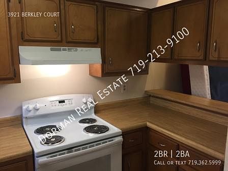3rd image of 3921 Berkley Ct