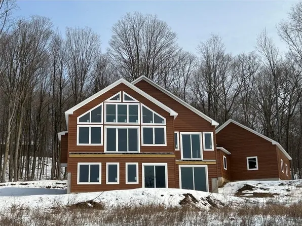 1158 Oberon Dr, Genoa, NY 13071