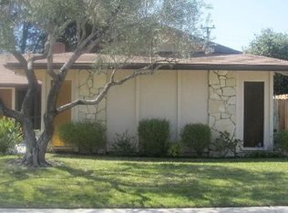 209 Laredo Ln, Ojai, CA 93023