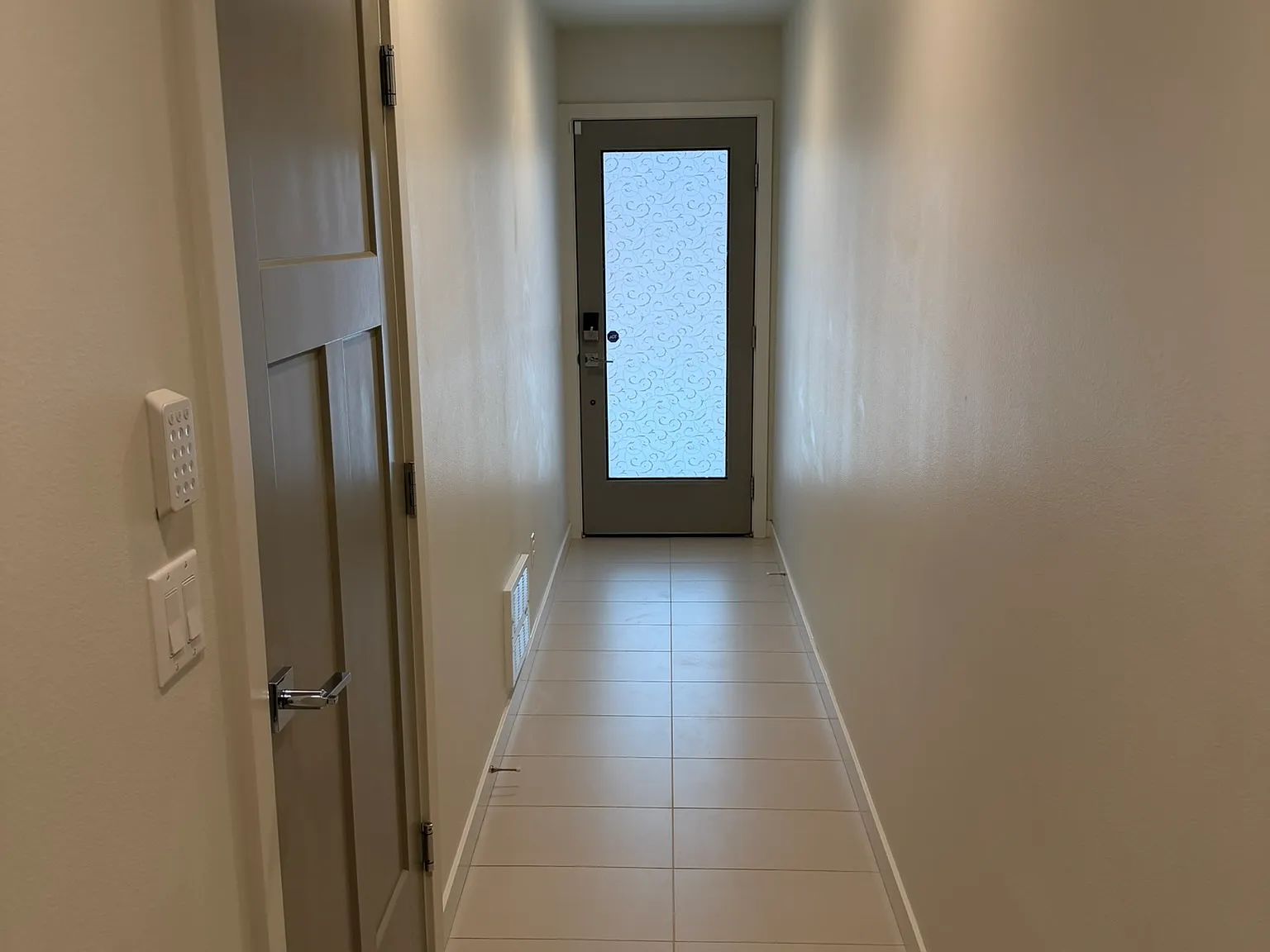 2 bed, 2.5 bath, 1488 sqft, $3,295 — Photo 2