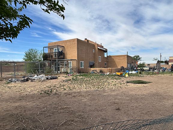 4th image of 1804 Paragon Ct NW