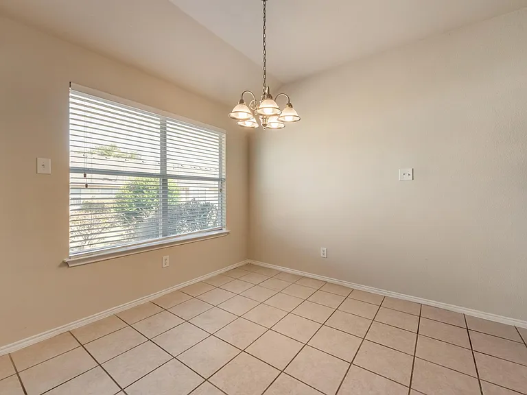 819 Hibiscus Trl — Photo 19