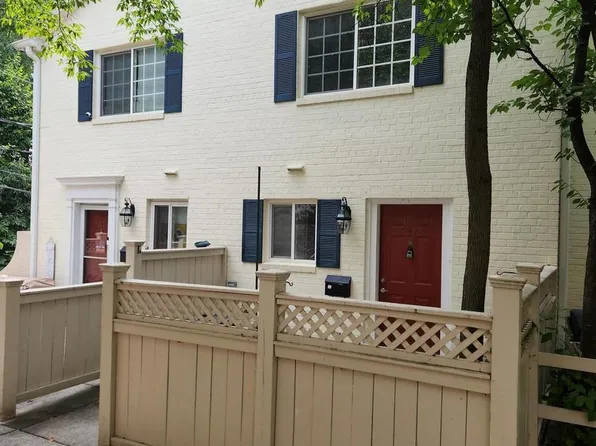 5272 Maris Ave, Alexandria, VA 22304