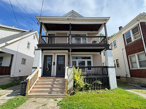 145 E 30th St #1 Photo 1