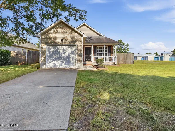 500 Mattocks Avenue, Maysville, NC 28555
