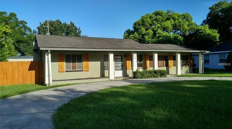 1st image of 834 S Primrose Dr