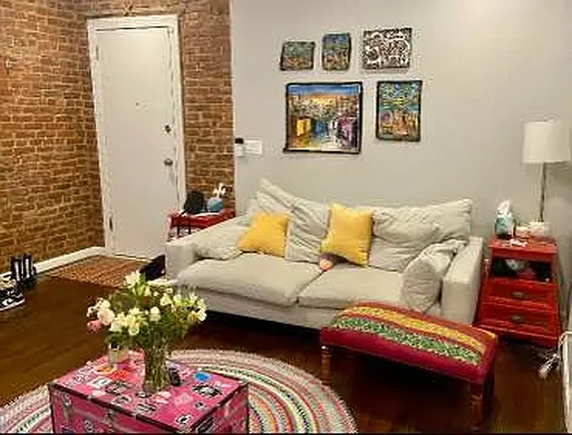 Rented by Voro NYC | media 8