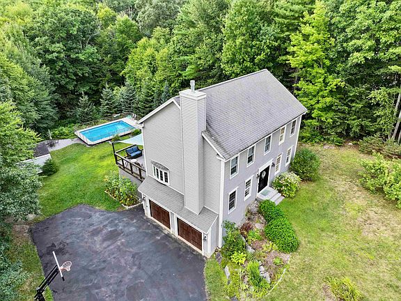 3rd image of 143 Ridgetop Lane