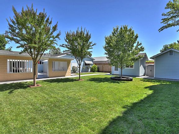 5th image of 1086 Ayer Dr