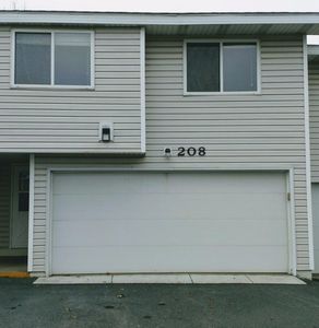 208 Shawnee Trl, Shakopee, MN, 55379