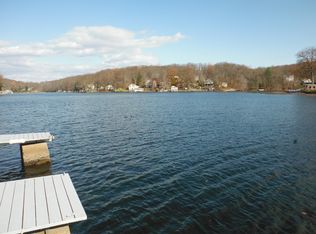 153 Hudson Ave, Hopatcong, NJ 07843