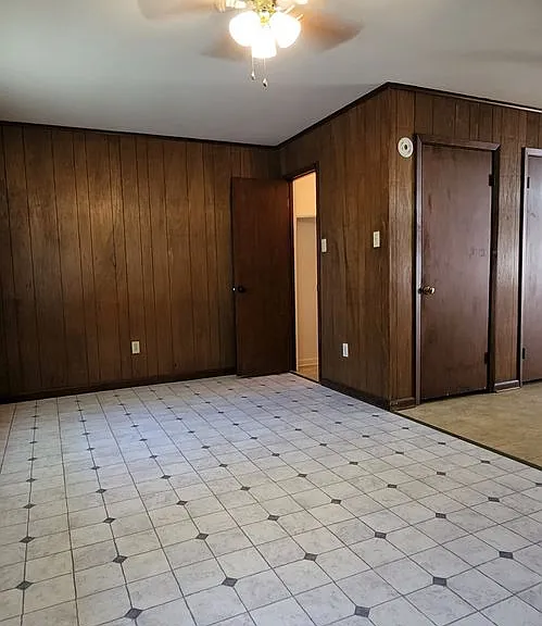 900 Hackberry St — Photo 11