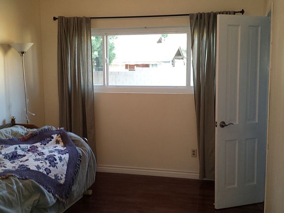 4th image of 1615 E Alaska St