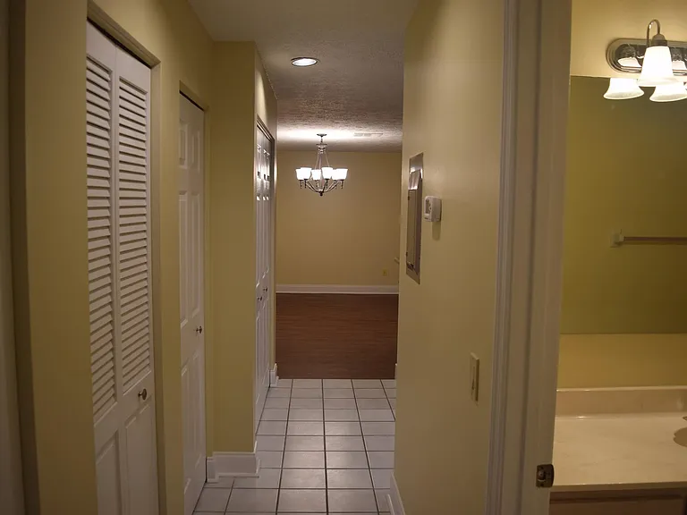 2965 Poplar Ave — Photo 32