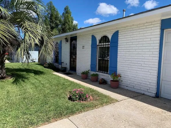 957 E Krueger Ln, Westwego, LA 70094