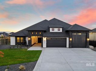 9773 S Peregrine Falcon Ave, Nampa, ID 83686