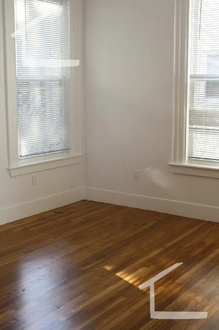 Hige 4 bed Close to BU — Photo 1