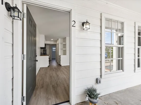 1011 W. 10th St, 1011 W 10th St APT 2, Houston, TX 77008