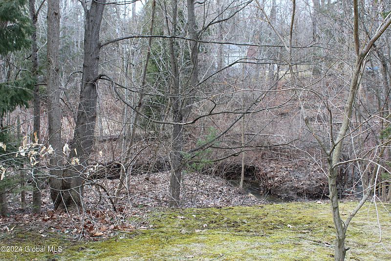 2nd image of 45 Woodside Dr